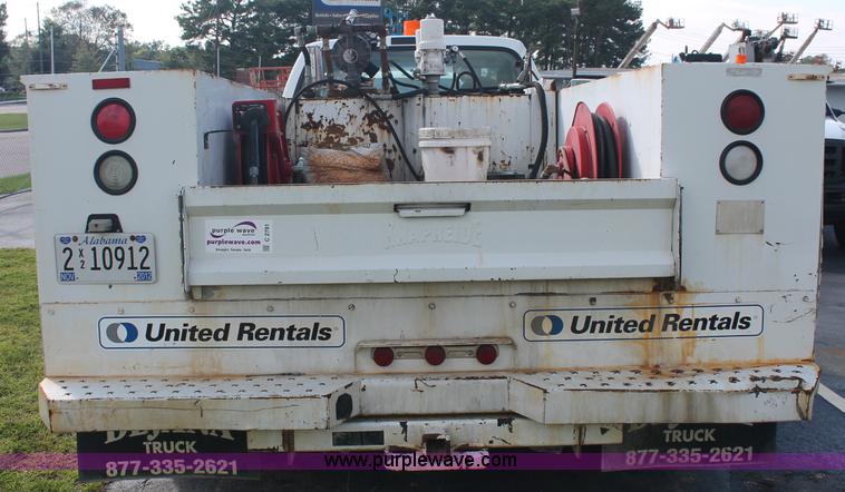 image for item C2791 2006 Ford F550 XL Super Duty service truck