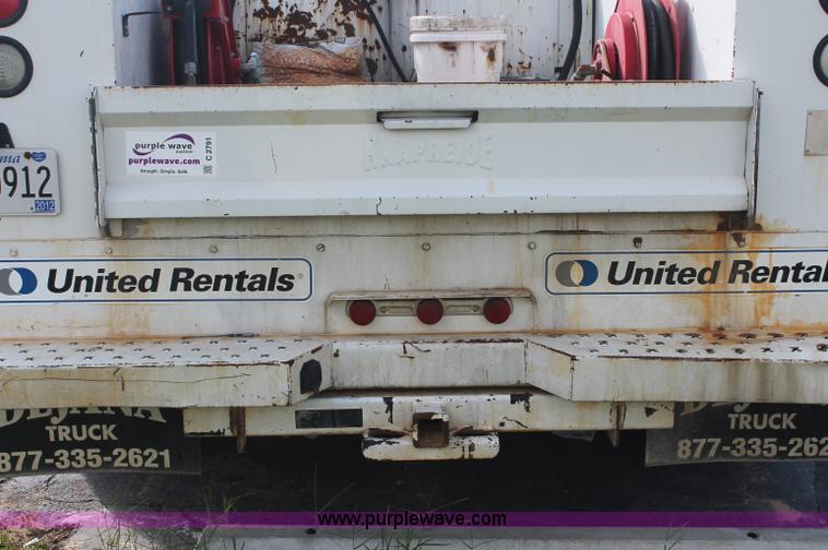 image for item C2791 2006 Ford F550 XL Super Duty service truck