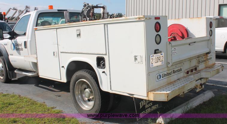 image for item C2791 2006 Ford F550 XL Super Duty service truck