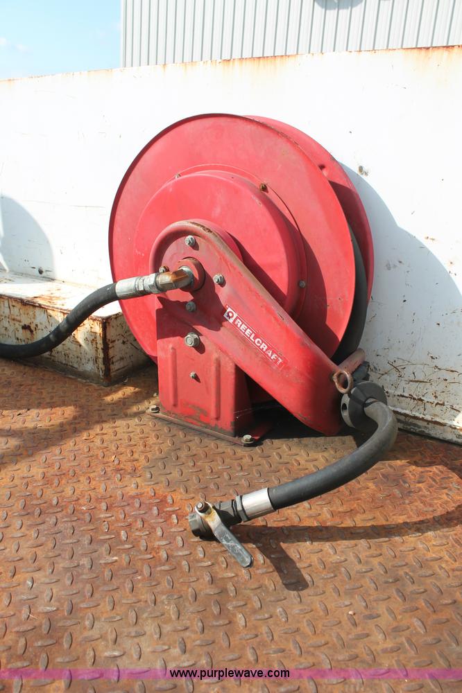 image for item C2791 2006 Ford F550 XL Super Duty service truck