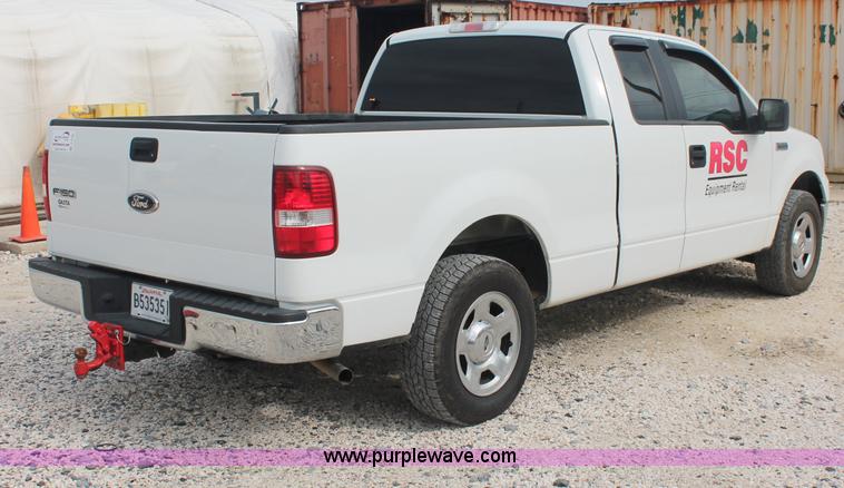 image for item C2792 2005 Ford F150 XLT SuperCab pickup truck