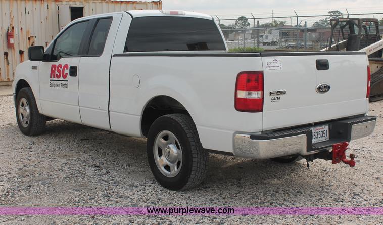 image for item C2792 2005 Ford F150 XLT SuperCab pickup truck