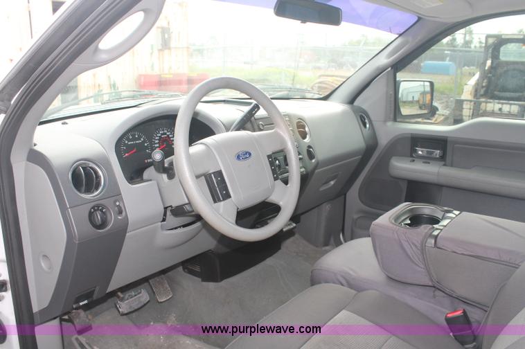 image for item C2792 2005 Ford F150 XLT SuperCab pickup truck