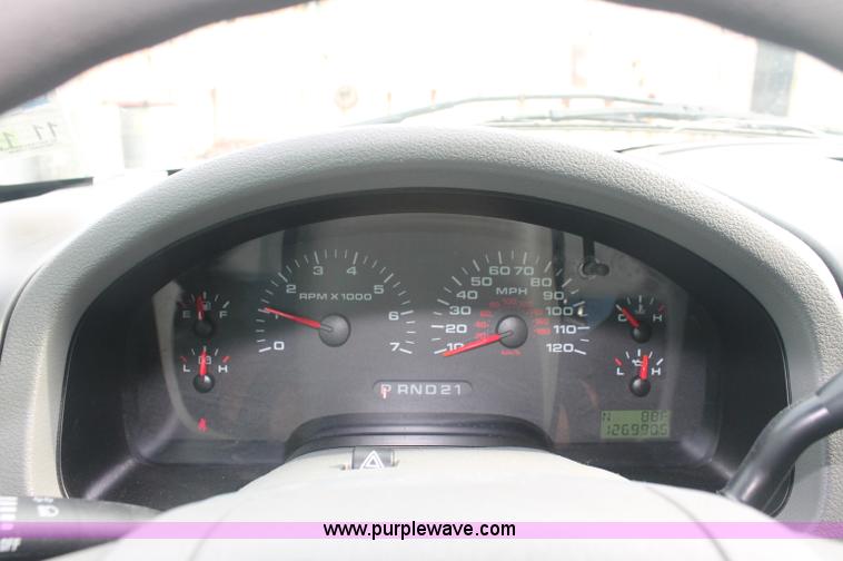 image for item C2792 2005 Ford F150 XLT SuperCab pickup truck