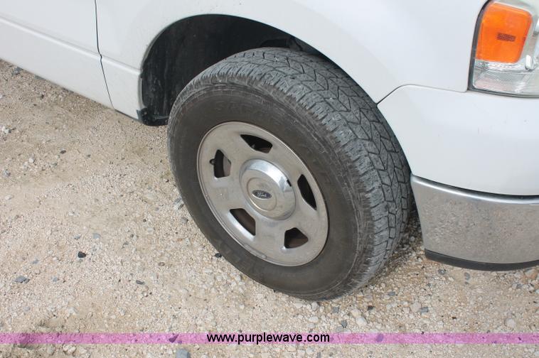 image for item C2792 2005 Ford F150 XLT SuperCab pickup truck