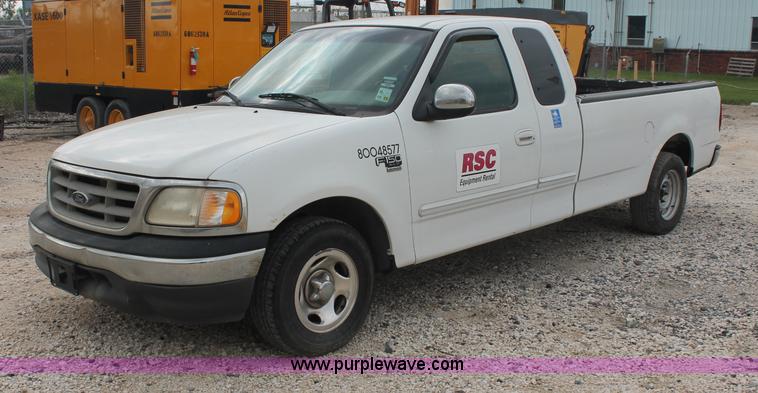 image for item C2793 2001 Ford F150 XLT SuperCab pickup truck