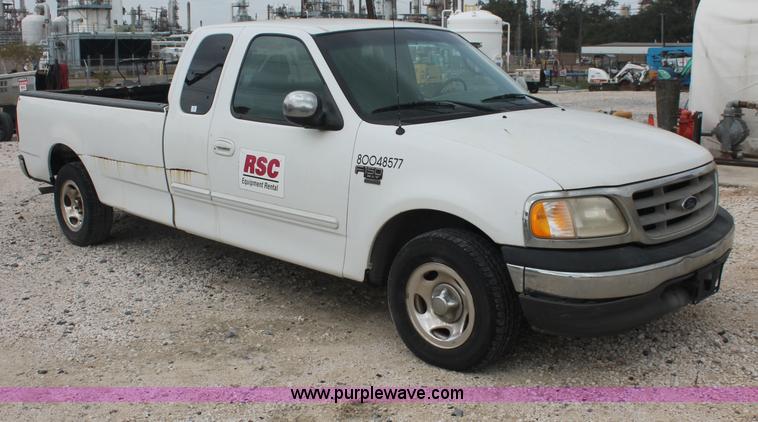 image for item C2793 2001 Ford F150 XLT SuperCab pickup truck