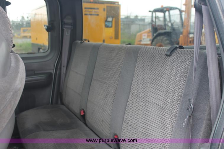 image for item C2793 2001 Ford F150 XLT SuperCab pickup truck