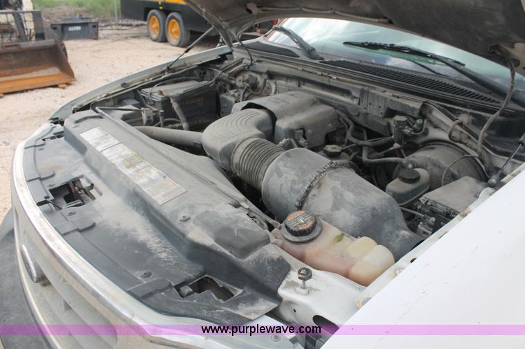 image for item C2793 2001 Ford F150 XLT SuperCab pickup truck