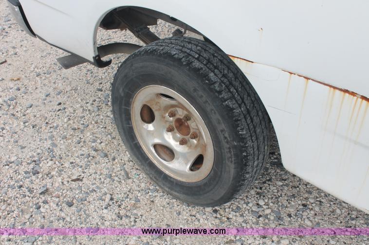 image for item C2793 2001 Ford F150 XLT SuperCab pickup truck