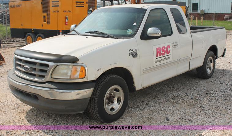 image for item C2794 2002 Ford F150 XLT SuperCab pickup truck