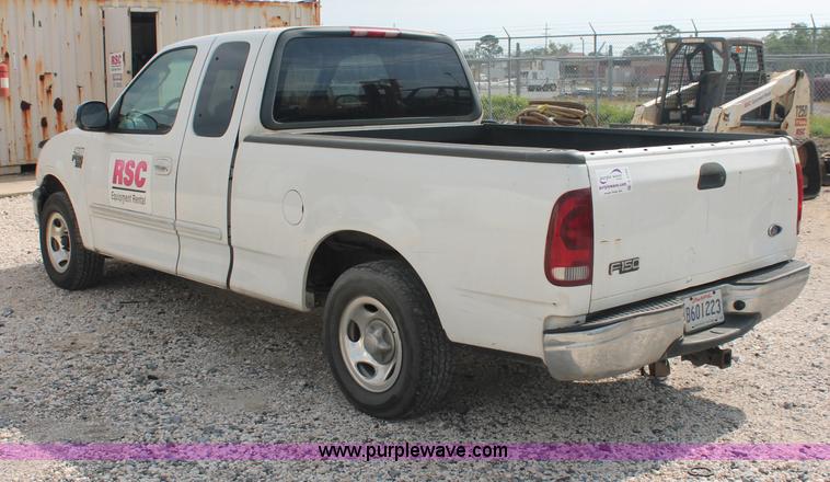 image for item C2794 2002 Ford F150 XLT SuperCab pickup truck