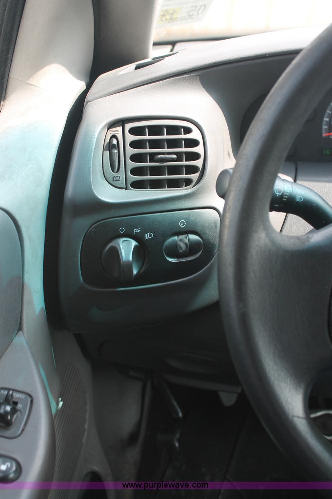 image for item C2794 2002 Ford F150 XLT SuperCab pickup truck