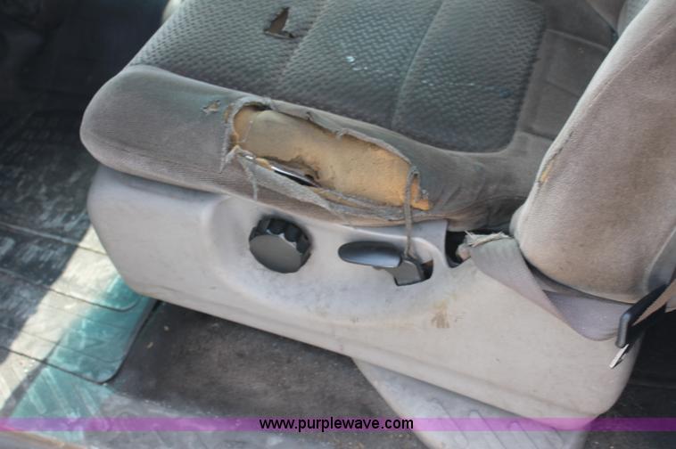 image for item C2794 2002 Ford F150 XLT SuperCab pickup truck