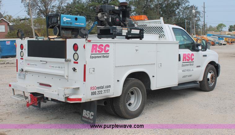 image for item C2795 2007 Ford F350 XL Super Duty service truck