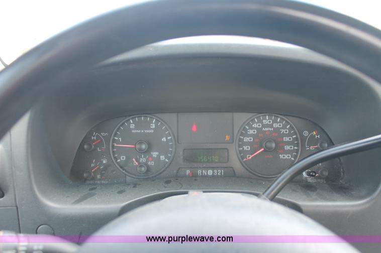 image for item C2795 2007 Ford F350 XL Super Duty service truck
