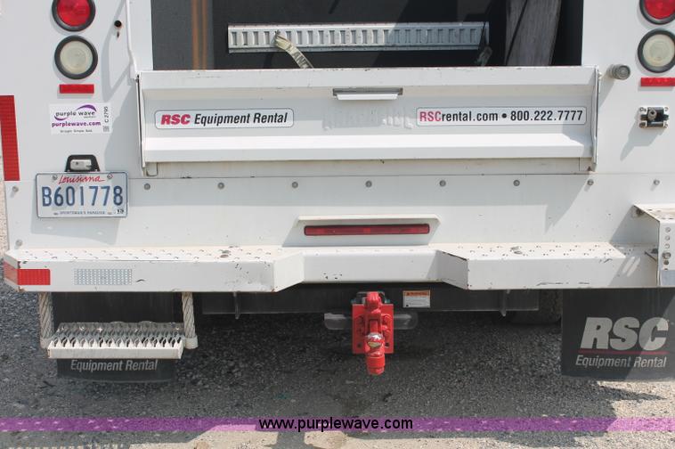 image for item C2795 2007 Ford F350 XL Super Duty service truck