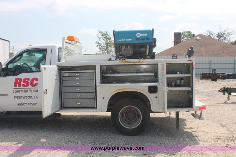 image for item C2795 2007 Ford F350 XL Super Duty service truck