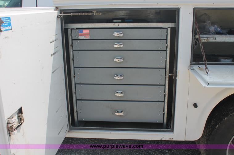 image for item C2795 2007 Ford F350 XL Super Duty service truck