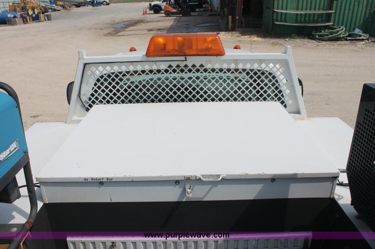 image for item C2795 2007 Ford F350 XL Super Duty service truck