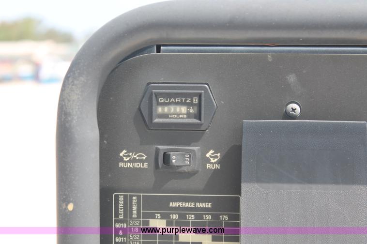 image for item C2795 2007 Ford F350 XL Super Duty service truck