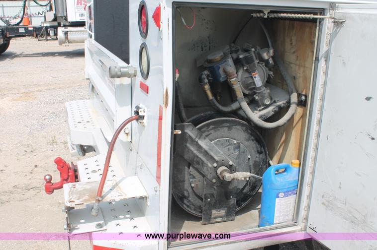 image for item C2795 2007 Ford F350 XL Super Duty service truck