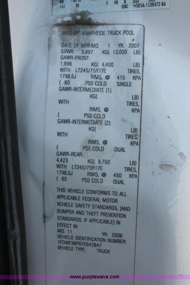 image for item C2795 2007 Ford F350 XL Super Duty service truck