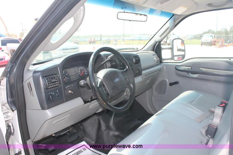 image for item C2796 2007 Ford F350 XL Super Duty service truck