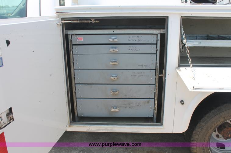 image for item C2796 2007 Ford F350 XL Super Duty service truck