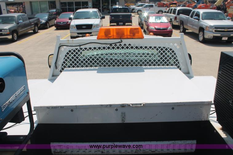 image for item C2796 2007 Ford F350 XL Super Duty service truck