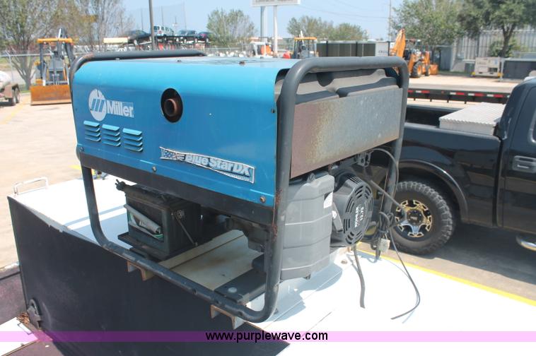 image for item C2796 2007 Ford F350 XL Super Duty service truck