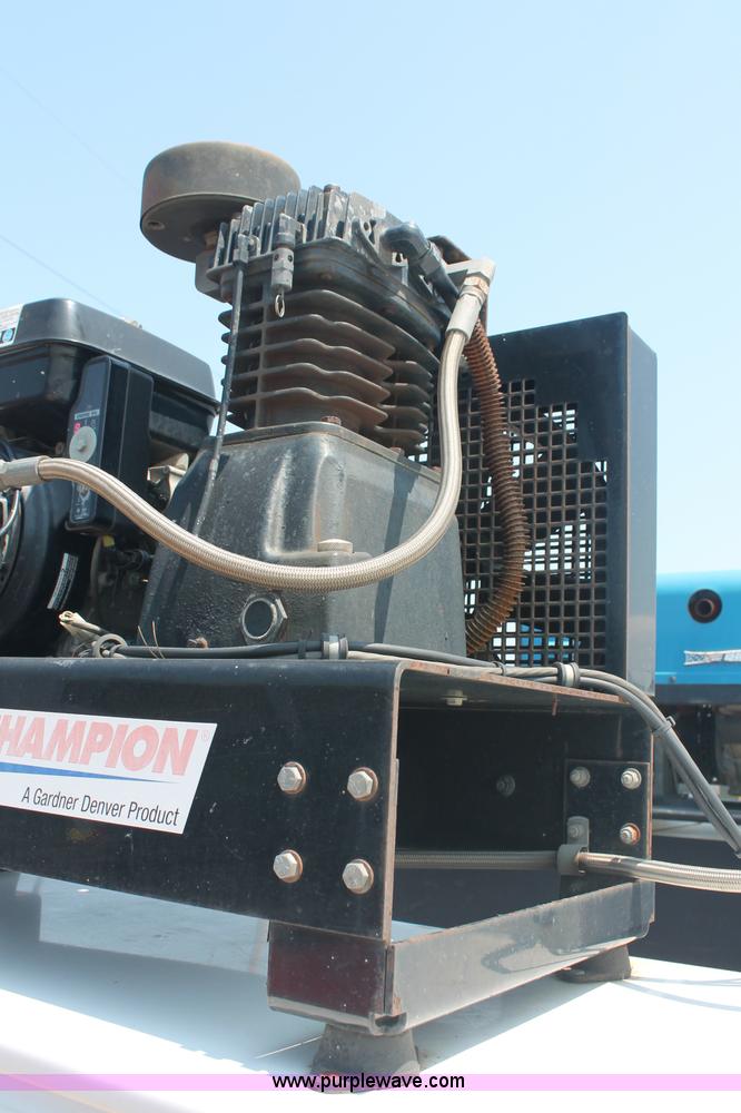 image for item C2796 2007 Ford F350 XL Super Duty service truck