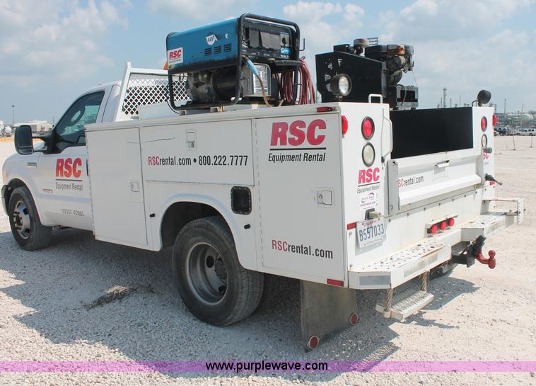 image for item C2797 2006 Ford F350 XL Super Duty service truck