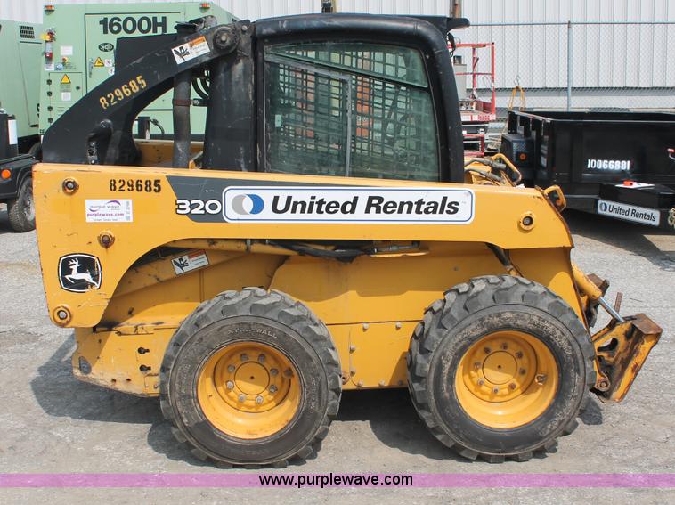 image for item C2798 2006 John Deere 320 skid steer