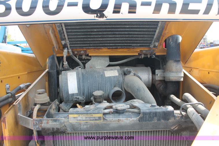 image for item C2798 2006 John Deere 320 skid steer