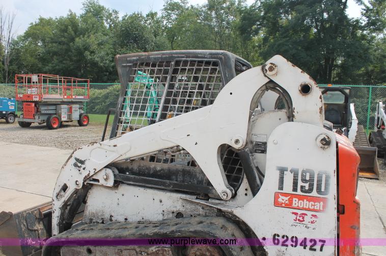 image for item C2800 2006 Bobcat T190 track skid steer