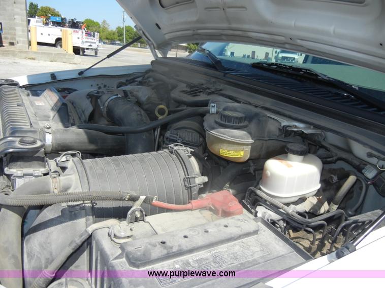 image for item D4627 2007 Ford F250 Super Duty XL pickup truck