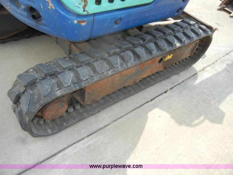 image for item D4631 2007 IHI 15NX2 mini excavator
