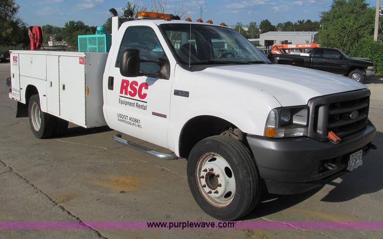 image for item E2066 2004 Ford F550 XL Super Duty service truck