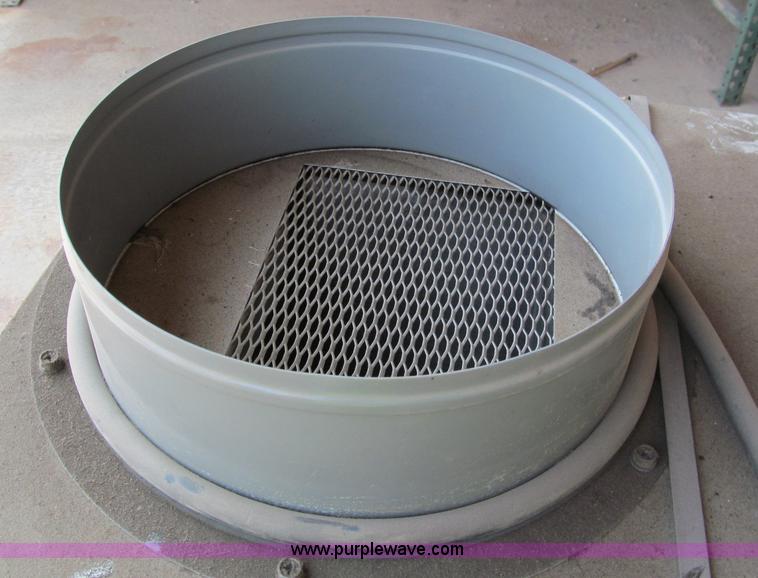 image for item E2083 2003 Spot Cool Classic Plus 14 mobile AC unit