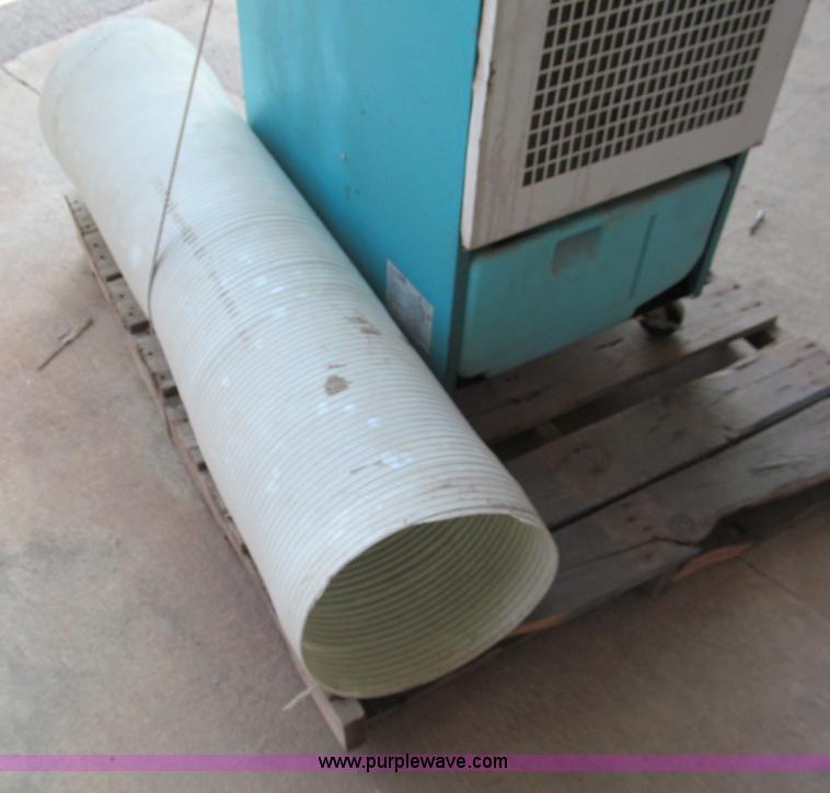 image for item E2083 2003 Spot Cool Classic Plus 14 mobile AC unit