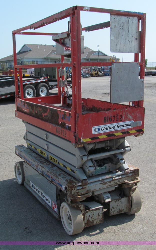 image for item E2084 2006 Skyjack SJ-III 3219 electric scissor lift