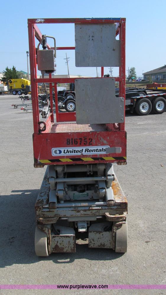 image for item E2084 2006 Skyjack SJ-III 3219 electric scissor lift