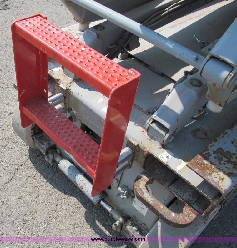 image for item E2084 2006 Skyjack SJ-III 3219 electric scissor lift