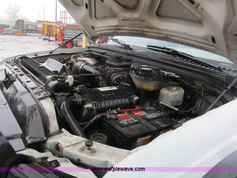 image for item E2106 2006 Ford F550 XL Super Duty service truck