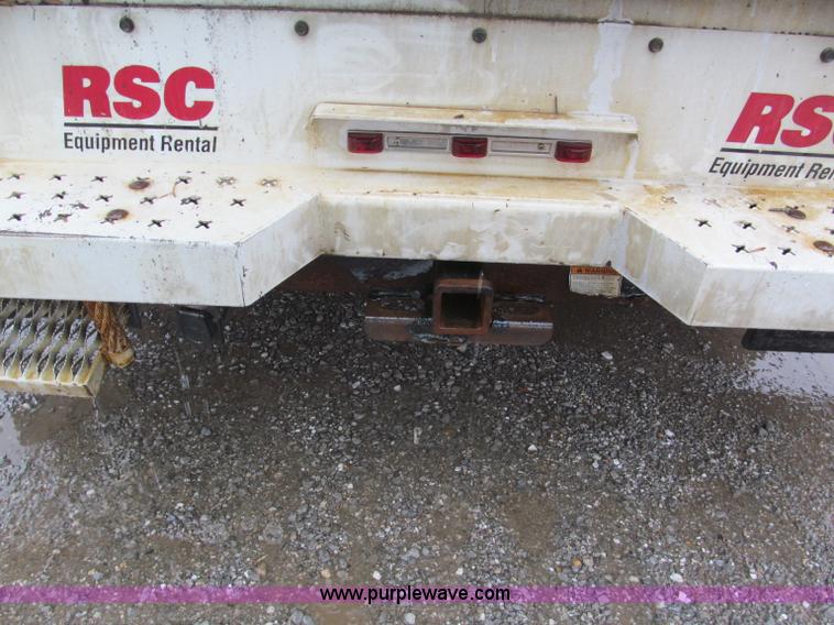 image for item E2106 2006 Ford F550 XL Super Duty service truck