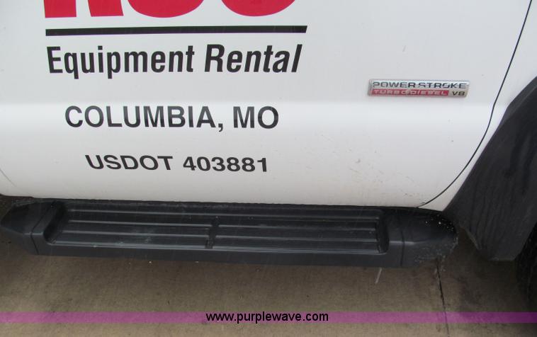 image for item E2106 2006 Ford F550 XL Super Duty service truck