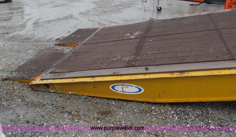 image for item E2108 Ledwell LW25X120 portable loading dock