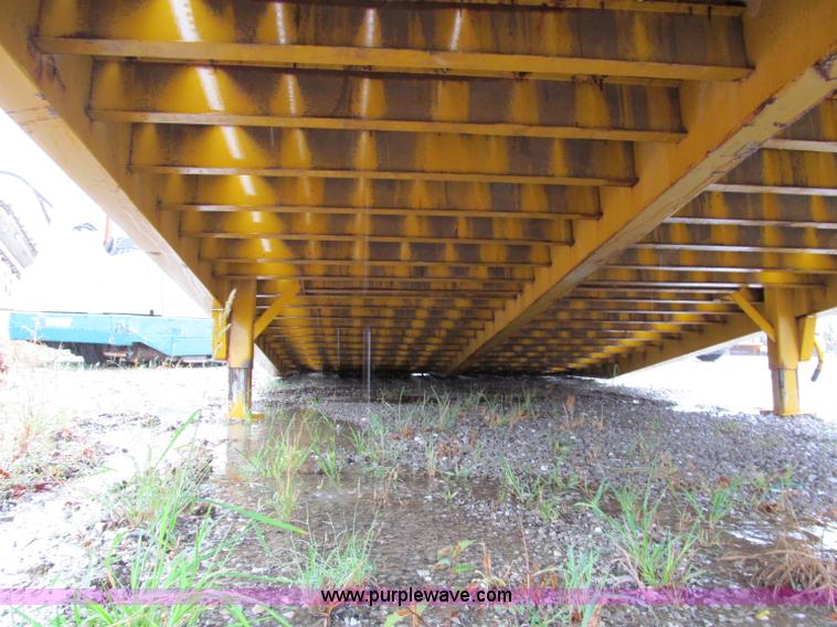 image for item E2108 Ledwell LW25X120 portable loading dock