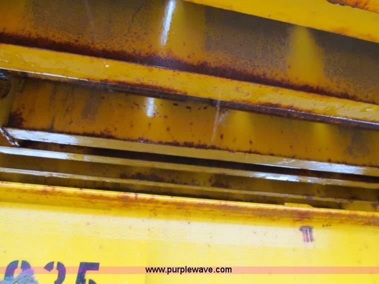 image for item E2108 Ledwell LW25X120 portable loading dock